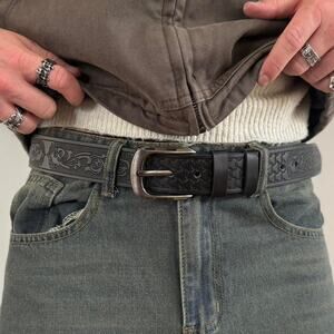 Vintage Black Western Belt – Engraved Simple Design, Unisex, Fits 26–34, New